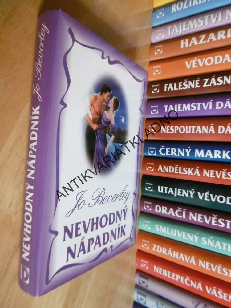 NEVHODNÝ NÁPADNÍK, JO BEVERLEY