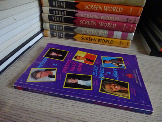 HVĚZDY Z BEVERLY HILLS 90210, JEJICH ÚSPĚCHY A LÁSKY, **an