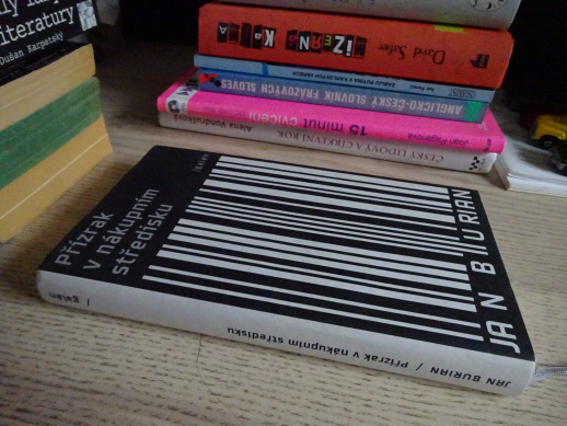 PŘÍZRAK V NÁKUPNÍM STŘEDISKU, JAN BURIAN - AUTOGRAM, **an