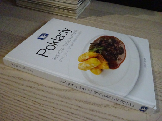 POKLADY KLASICKÉ ČESKÉ KUCHYNĚ ANEB JAK TO TA BABIČKA TENKRÁT VAŘILA, ROMAN VANĚK, **an