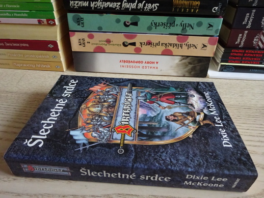 ŠLECHETNÉ SRDCE, DIXIE LEE MCKEONE, **an