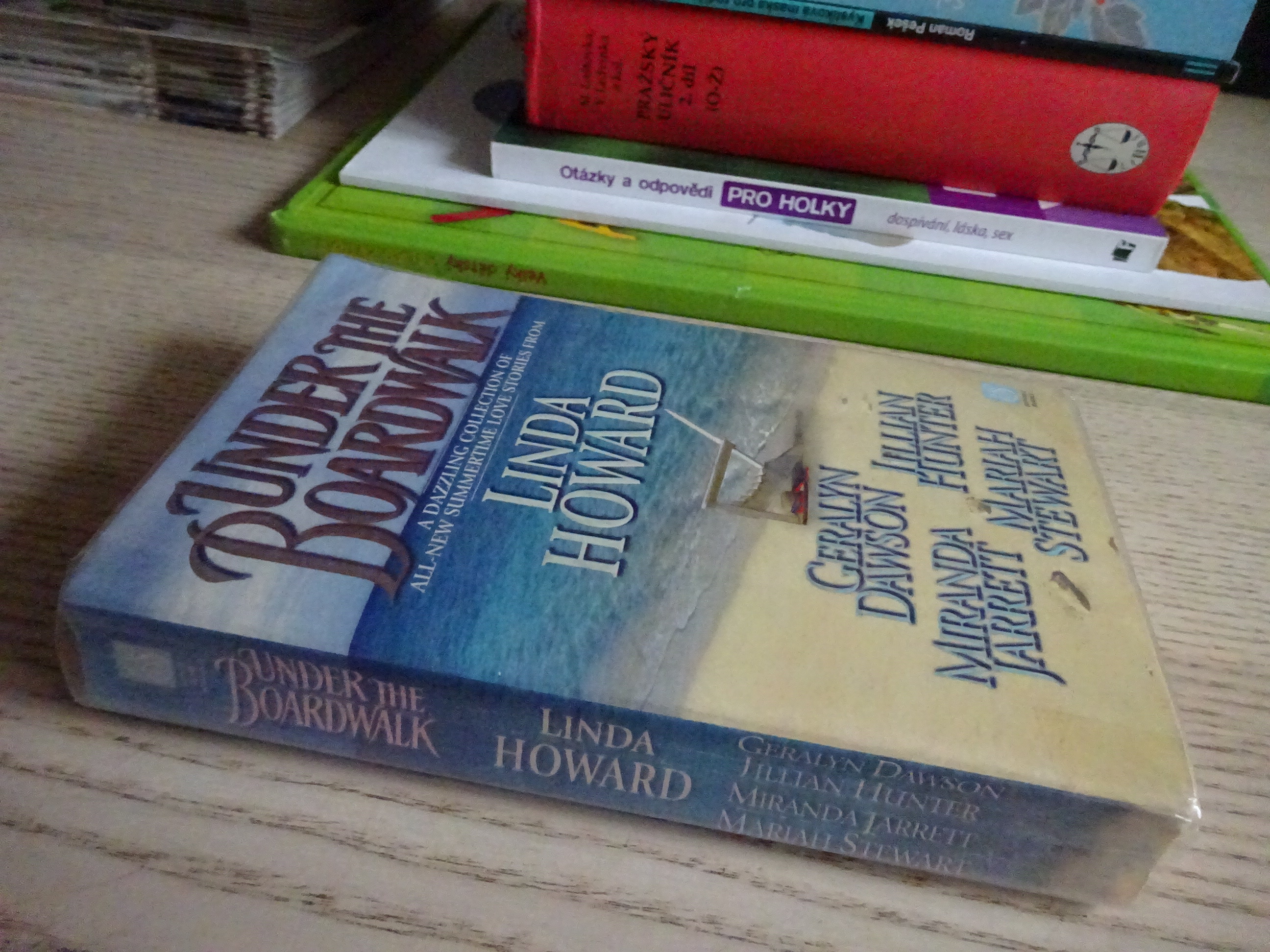 UNDER THE BOARDWALK, LINDA HOWARD, ANGLICKY, **an