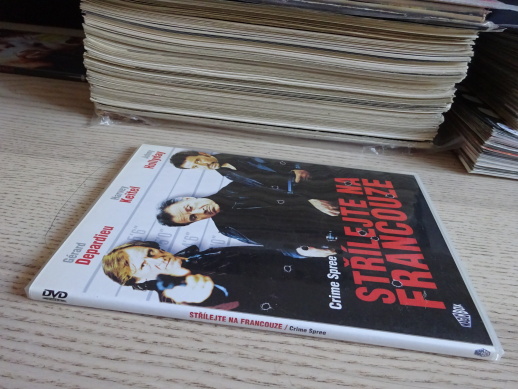 STŘÍLEJTE NA FRANCOUZE, DVD FILM