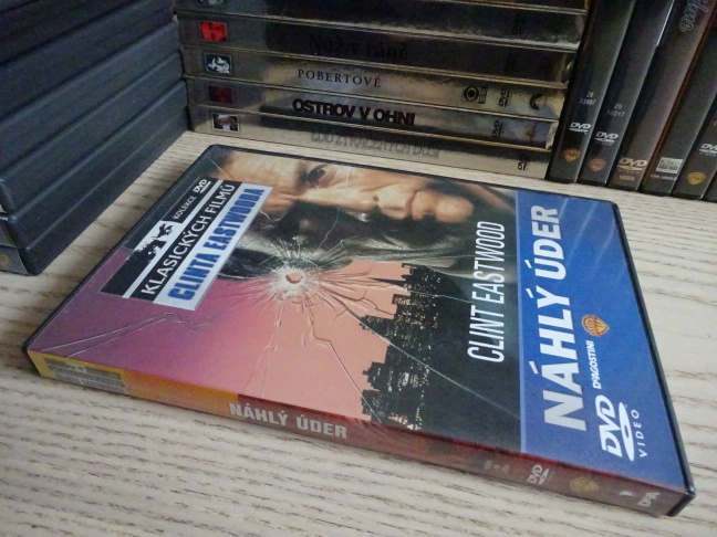 NÁHLÝ ÚDER, DVD FILM