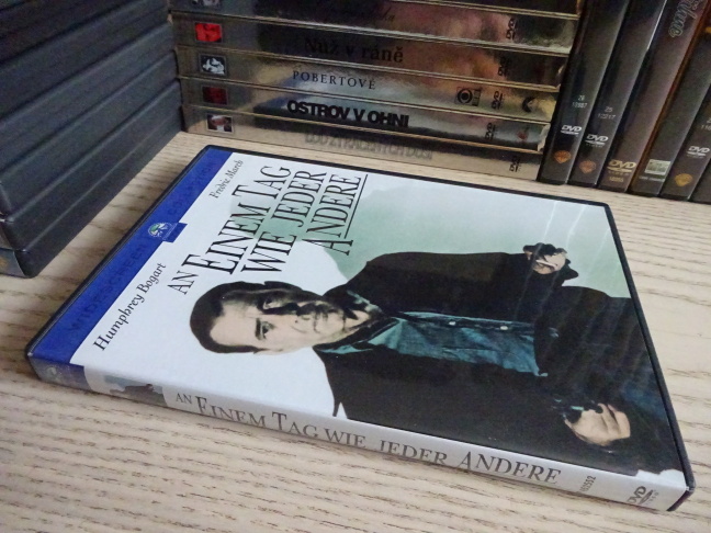 AN EINEM TAG WIE JEDER ANDERE, HODINY ZOUFALSTVÍ, DVD FILM