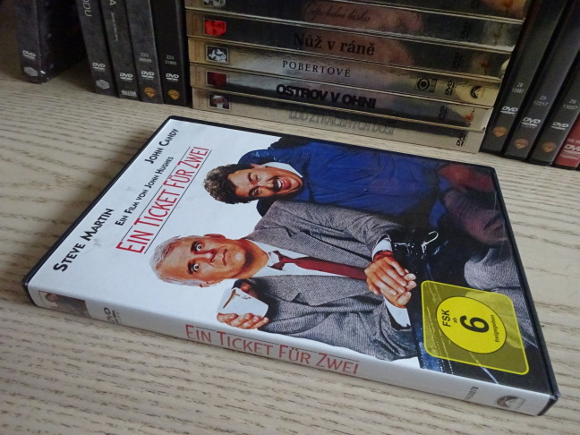 EIN TICKET FÜR ZWEI, LETADLA, VLAKY, AUTOMOBILY, DVD FILM