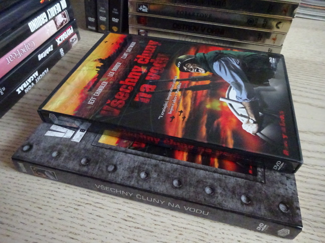 VŠECHNY ČLUNY NA VODU, DVD FILM