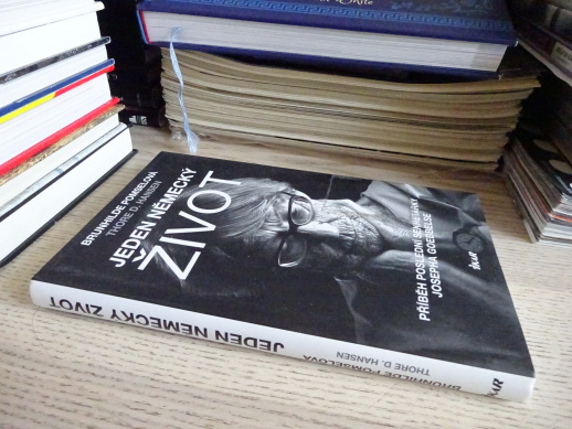 JEDEN NĚMECKÝ ŽIVOT, BRUNHILDE POMSELOVÁ, THORE D. HANSEN, **an