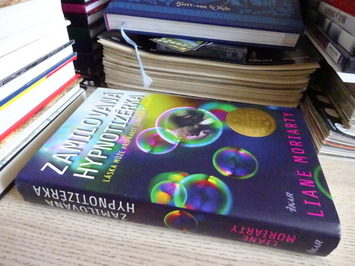 ZAMILOVANÁ HYPNOTIZÉRKA, LIANE MORIARTY, **an