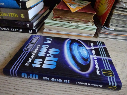 10 000 LET UFO, REINHARD HABECK, **an