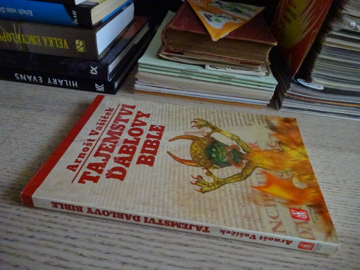 TAJEMSTVÍ ĎÁBLOVY BIBLE, ARNOŠT VAŠÍČEK, **an