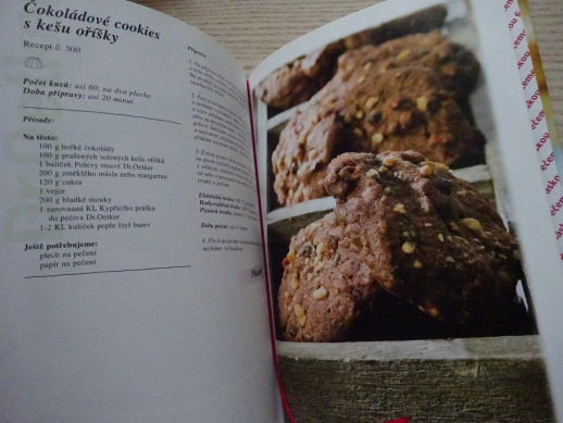 PEČEME S LÁSKOU 6, DR. OETKER, 52 EXPRES RECEPTŮ DO 20 MINUT, **an