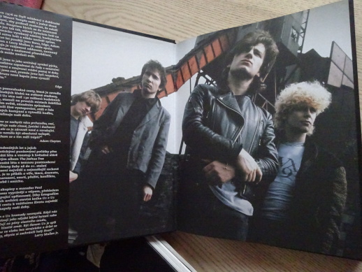 U2 O U2, BONO, THE EDGE, ADAM CLAYTON, LARRY MULLEN JR., **an