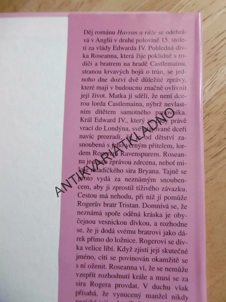 HAVRAN A RŮŽE, VIRGINIA HENLEY,