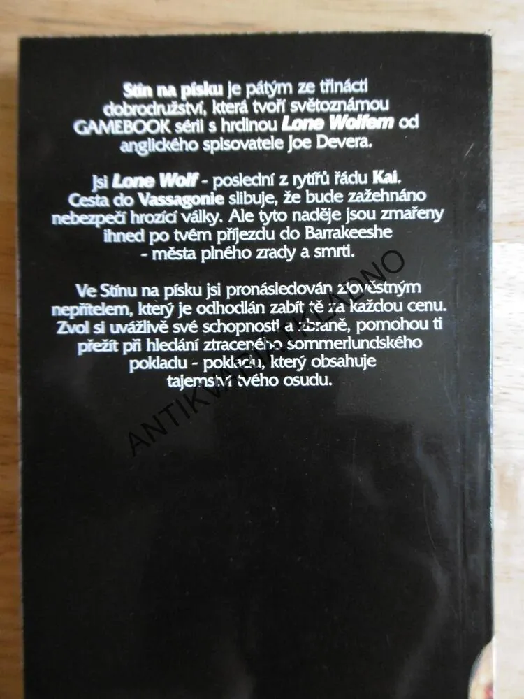 LONE WOLF 5.- STÍN NA PÍSKU, JOE DEVER, **an