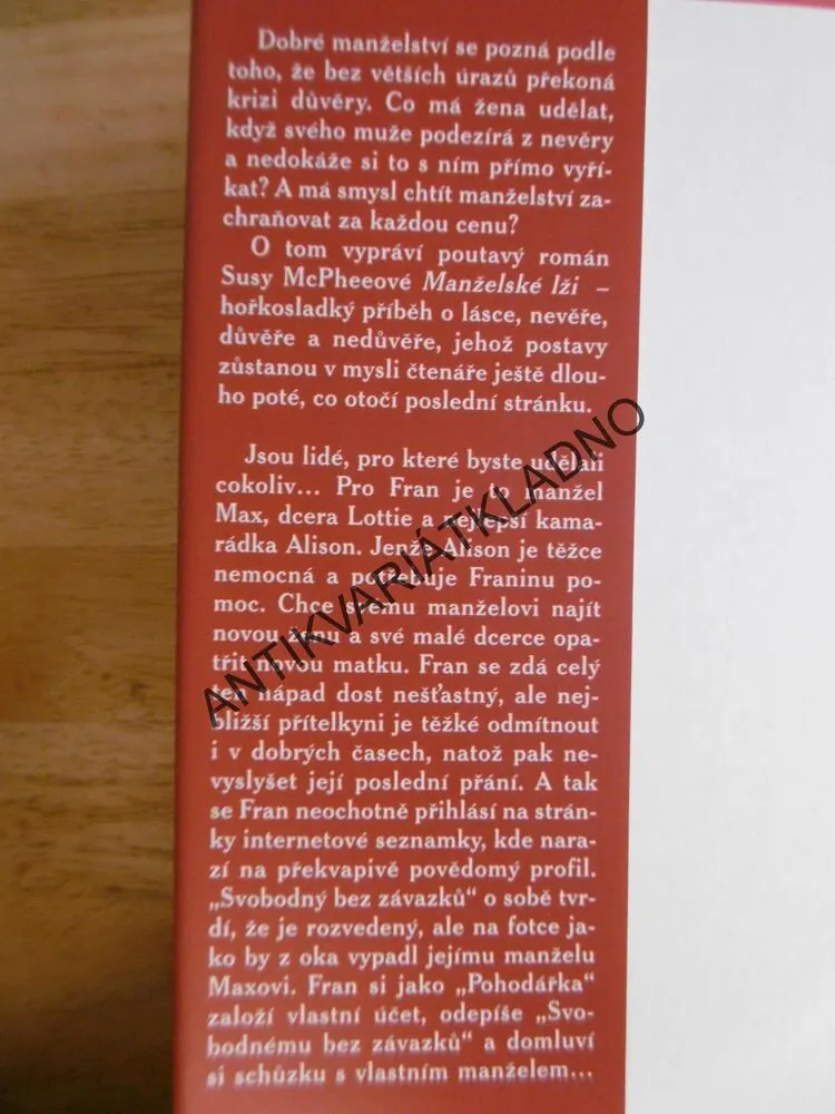 MANŽELSKÉ LŽI, SUSY MCPHEEOVÁ, **an