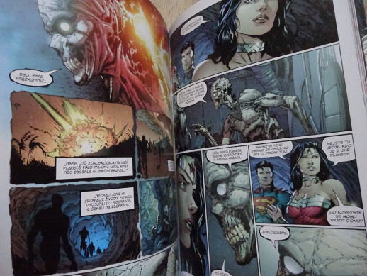 WONDER WOMAN, VÁLKOU ROZEBRANÁ, KOMIKS DC COMICS, **an