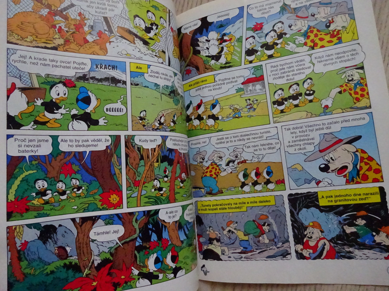 KAČER DONALD, 10/2000, komiks DISNEY