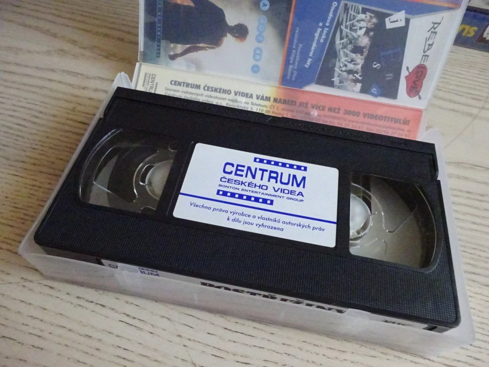 POSTŘIŽINY, VHS VIDEOKAZETA