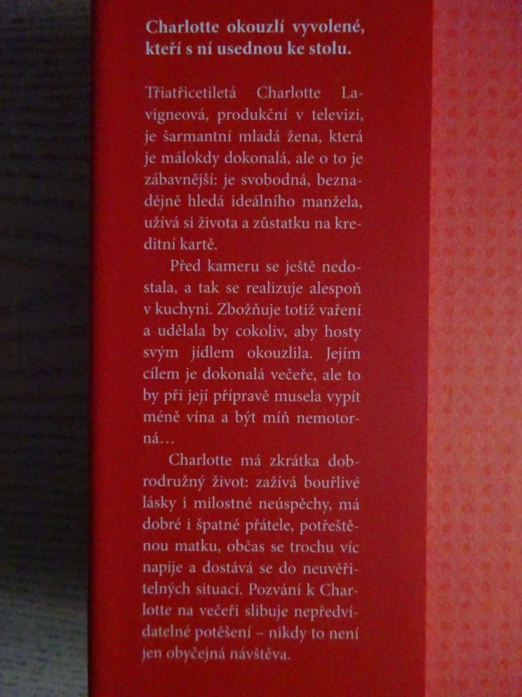 PIKANTNÍ ŽIVOT CHARLOTTE LAVIGNEOVÉ, NATHALIE ROYOVÁ, **an