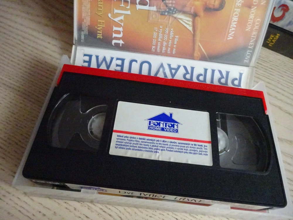 DVĚ TVÁŘE LÁSKY, VHS VIDEOKAZETA