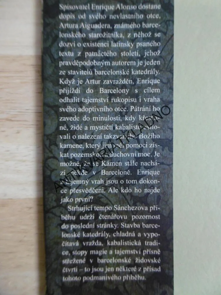 STAROŽITNÍK, VRAŽDA A TAJEMSTVÍ KABALY, JULIÁN SÁNCHEZ, **an