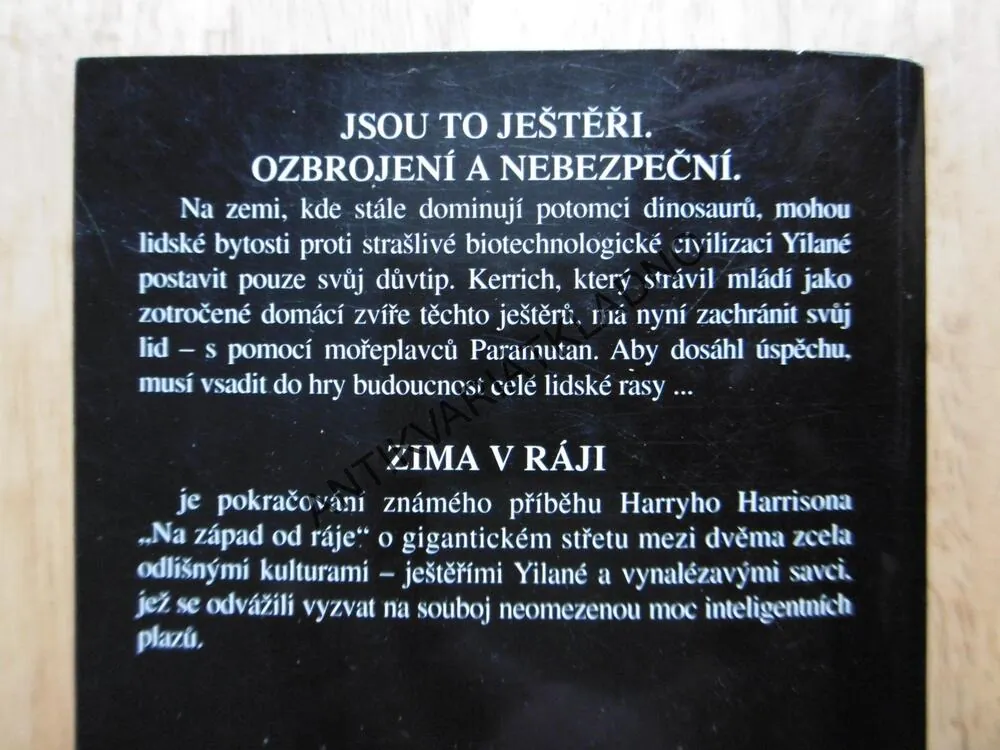 ZIMA V RÁJI, HARRY HARRISON