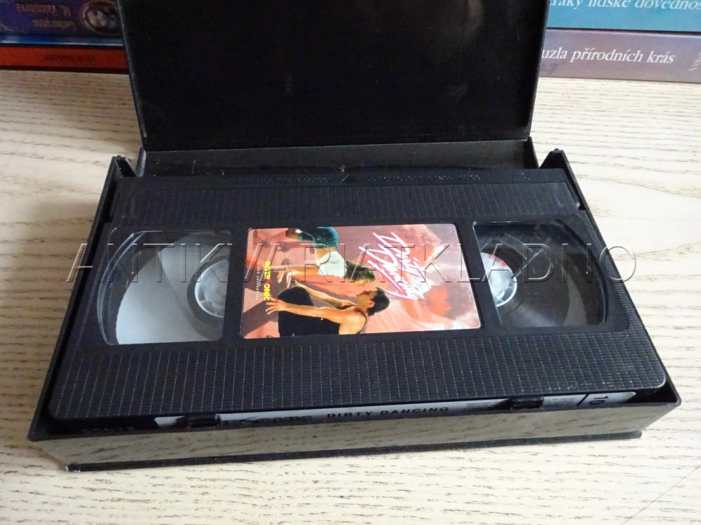 HŘÍŠNÝ TANEC, VHS