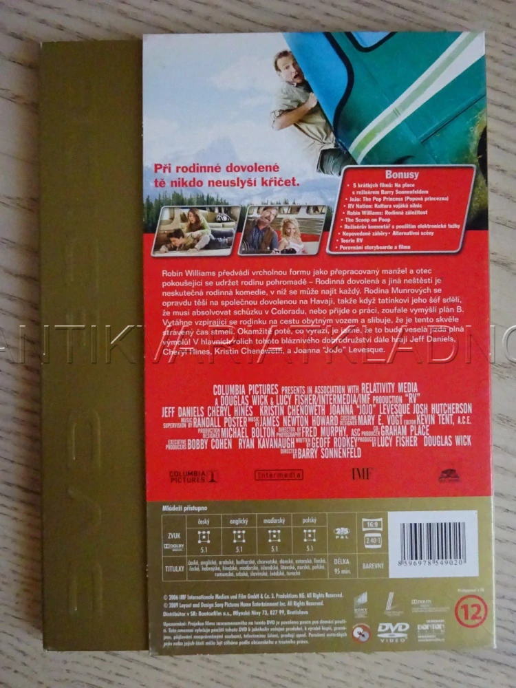 RODINNÁ DOVOLENÁ A JINÁ NEŠTĚSTÍ, DVD FILM