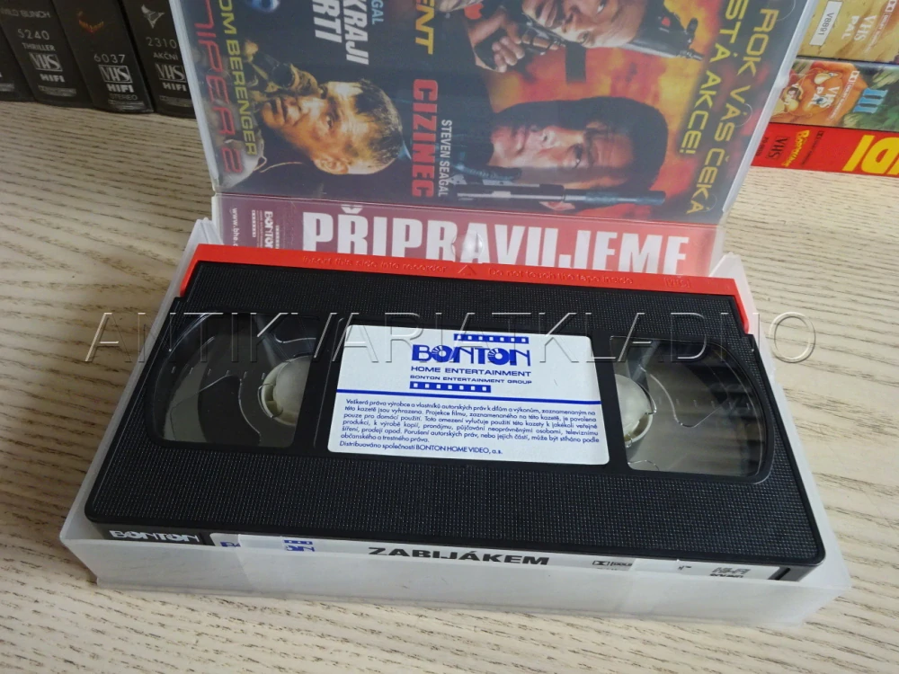 ZABIJÁKEM PROTI SVÉ VŮLI, VHS