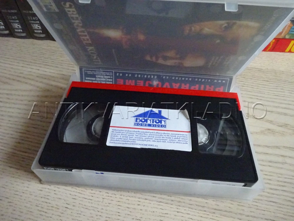 INSTINKT LOVCE, VHS