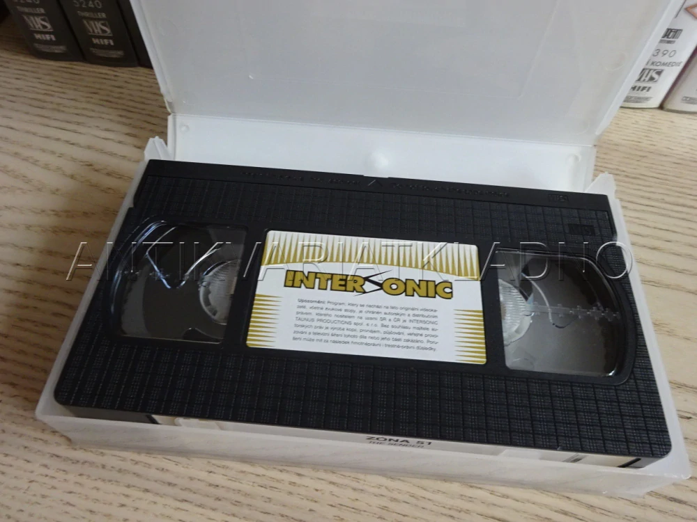 ZÓNA 51, VHS