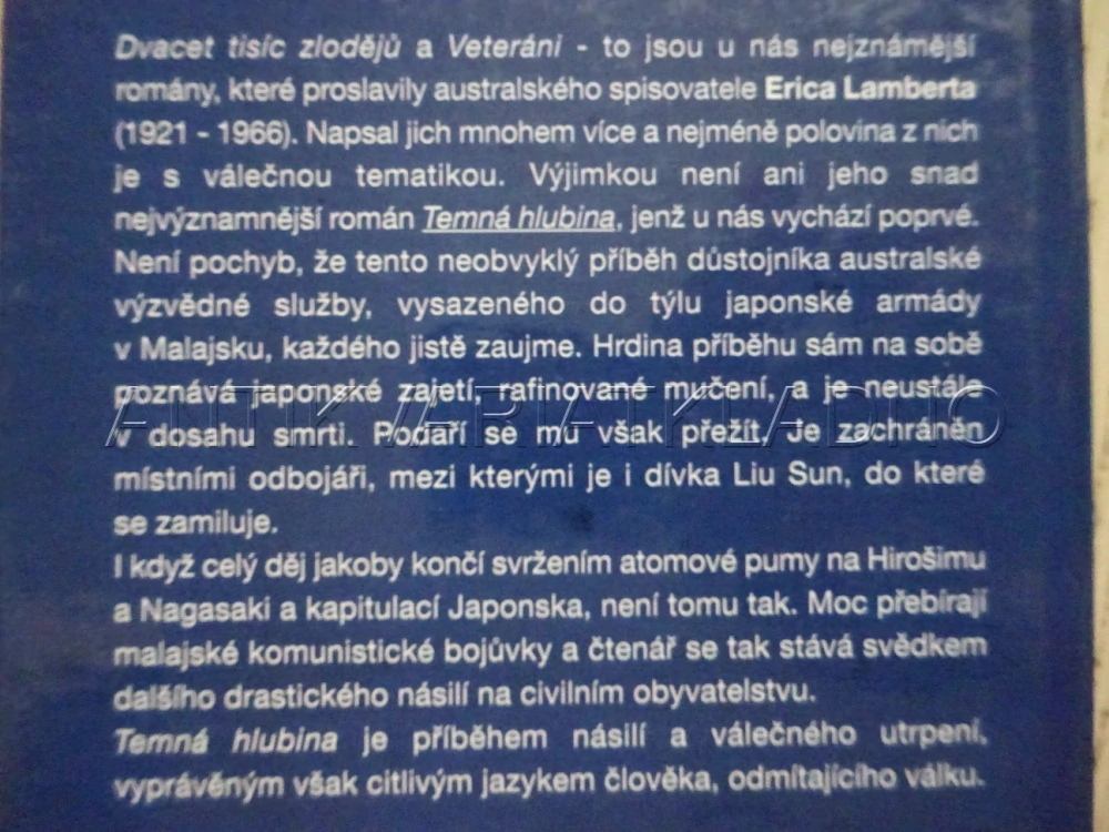 TEMNÁ HLUBINA, ERIC LAMBERT, **an