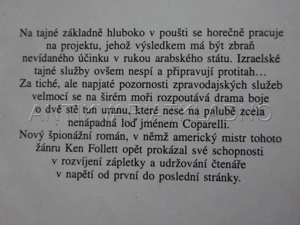 TROJITÝ GAMBIT, KEN FOLLETT, **an