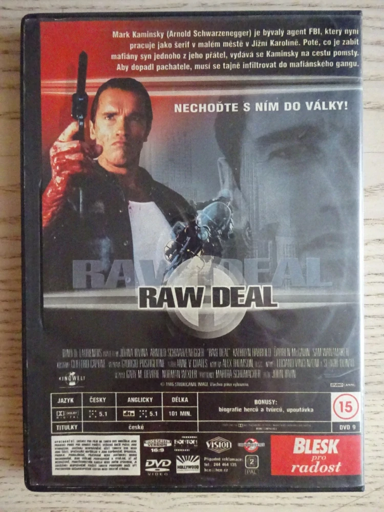ŠPINAVÁ DOHODA, ARNOLD SCHWARZENEGGER, DVD FILM