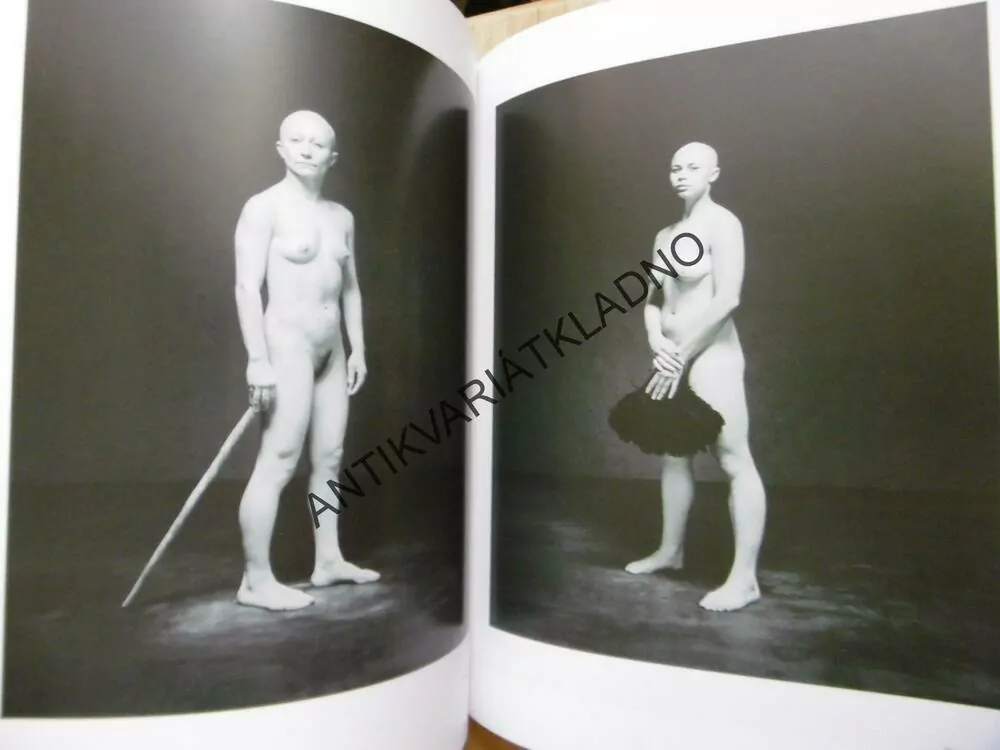 FOTOGRAF, TVÁŘ, 1/2002, **an