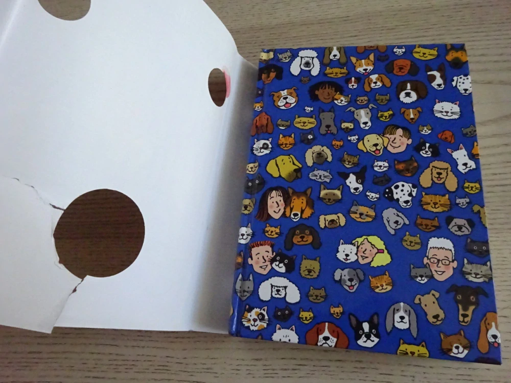 PAWS AND WHISKERS, JACQUELINE WILSONOVÁ, ANGLICKY, **an