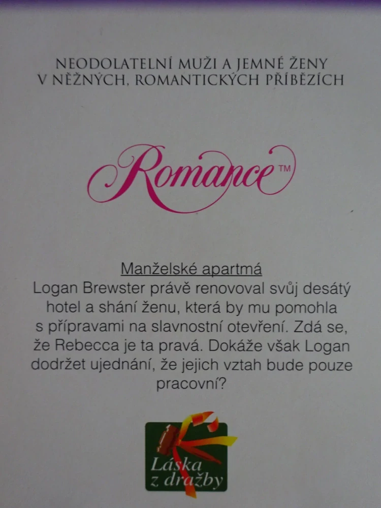 MANŽELSKÉ APARTMÁ, MYRNA MACKENZIEOVÁ, **an