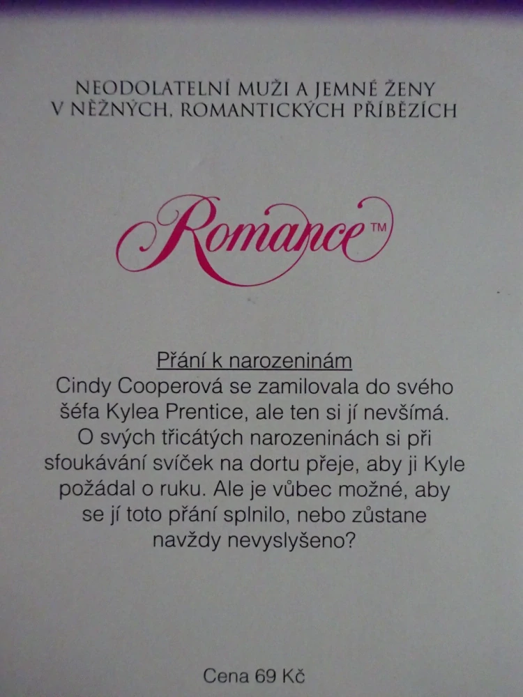 PŘÁNÍ K NAROZENINÁM, DONNA CLAYTONOVÁ, **an