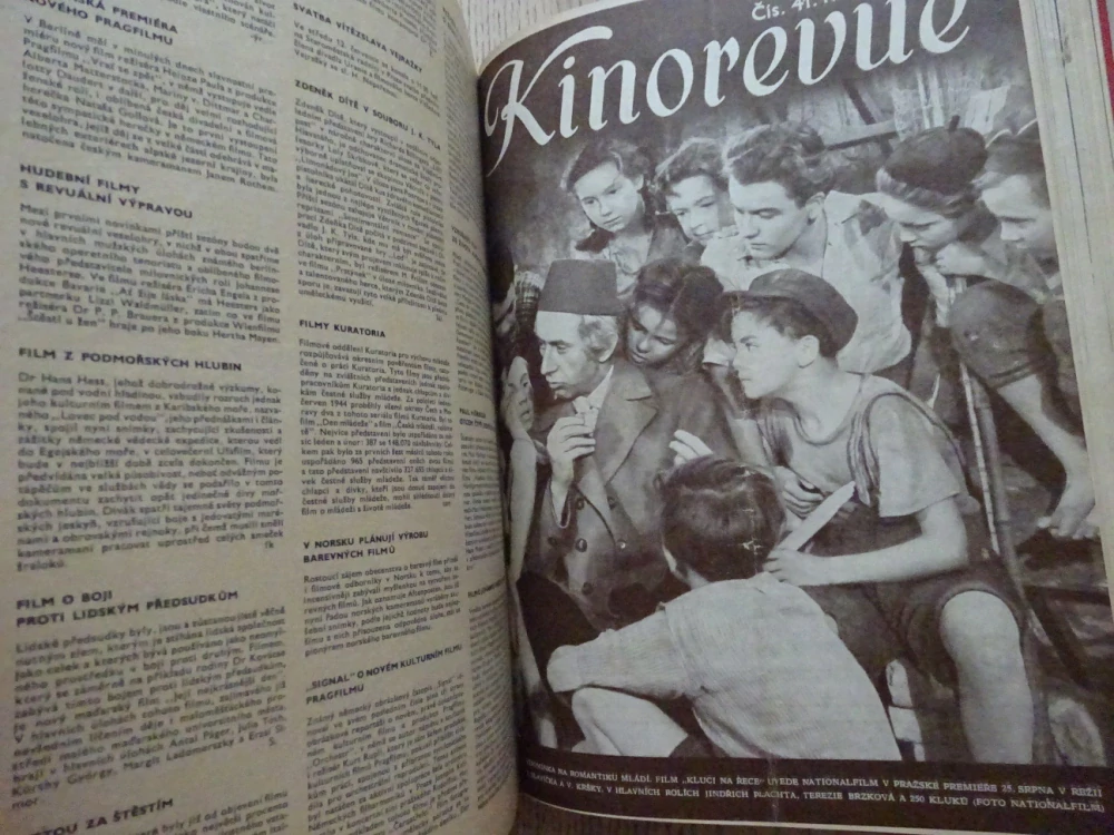 KINOREVUE roč. č. X, SVÁZANÝ ROČNÍK ČASOPISU 