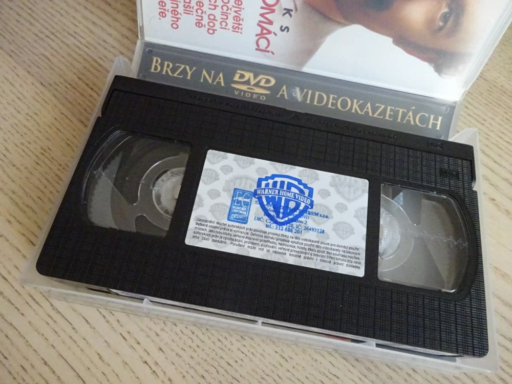 STARSKY A HUTCH, VHS VIDEOKAZETA