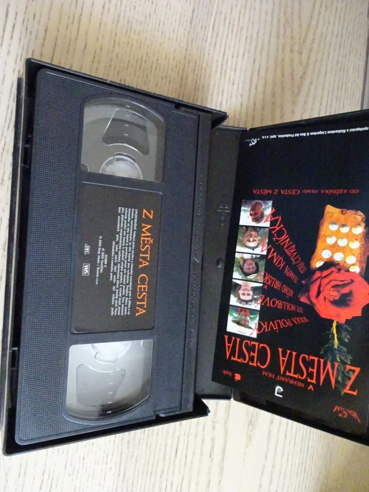 Z MĚSTA CESTA, VHS VIDEOKAZETA