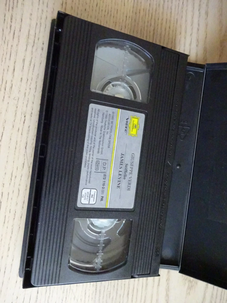 METROPOLITNÍ OPERA: STIFFELIO, OPERA GIUSEPPE VERDI, VHS HUDBA