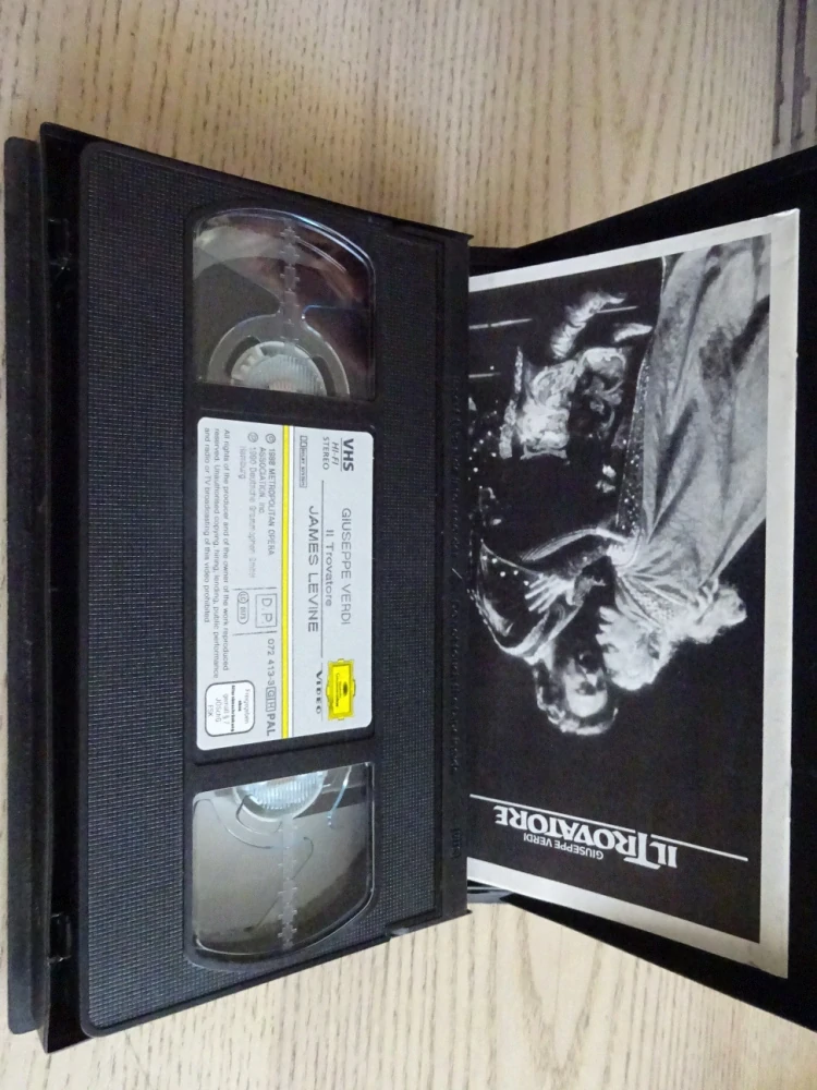 METROPOLITNÍ OPERA: TRUBADÚR, OPERA GIUSEPPE VERDI, VHS HUDBA