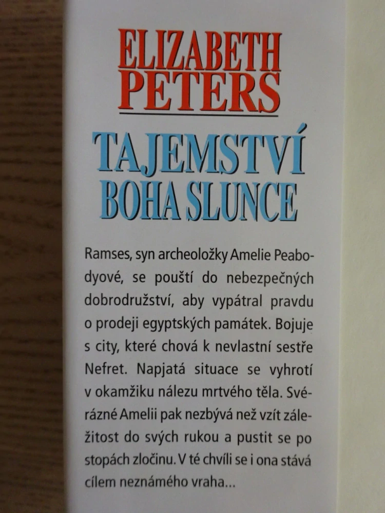 TAJEMSTVÍ BOHA SLUNCE, ELIZABETH PETERS, **an