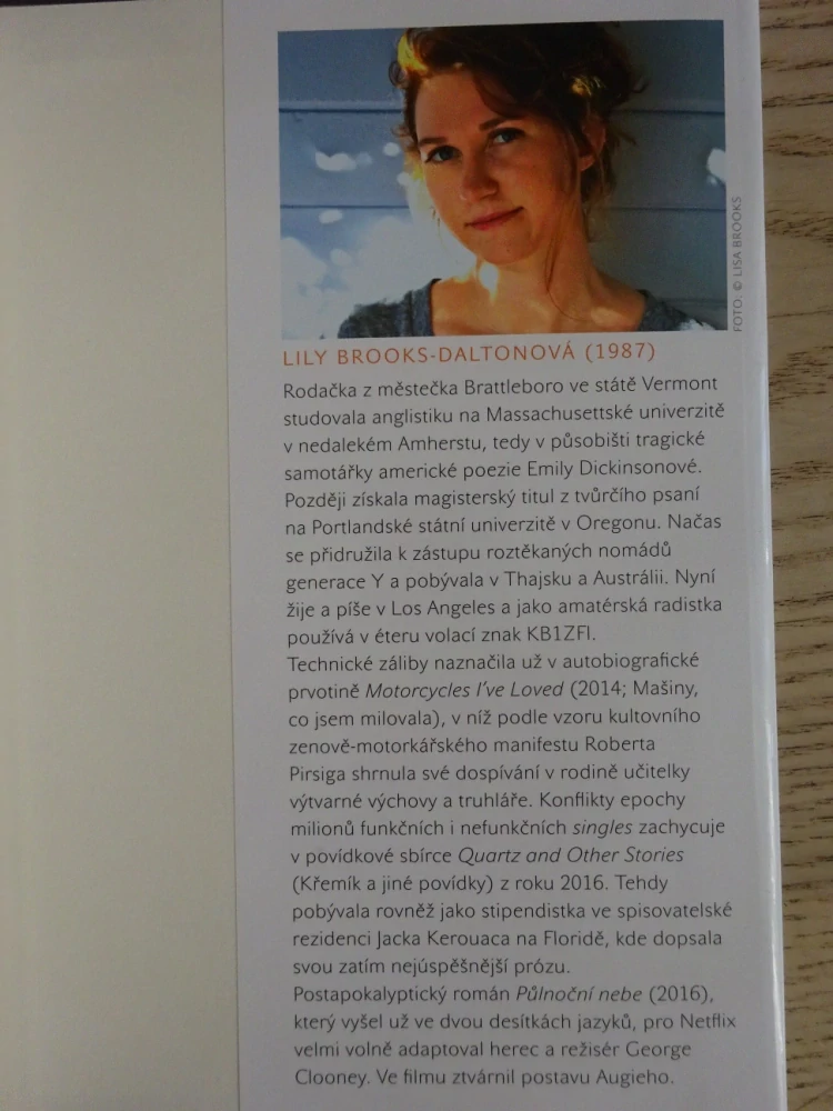 PŮLNOČNÍ NEBE, LILY BRROKS-DALTONOVÁ, **an