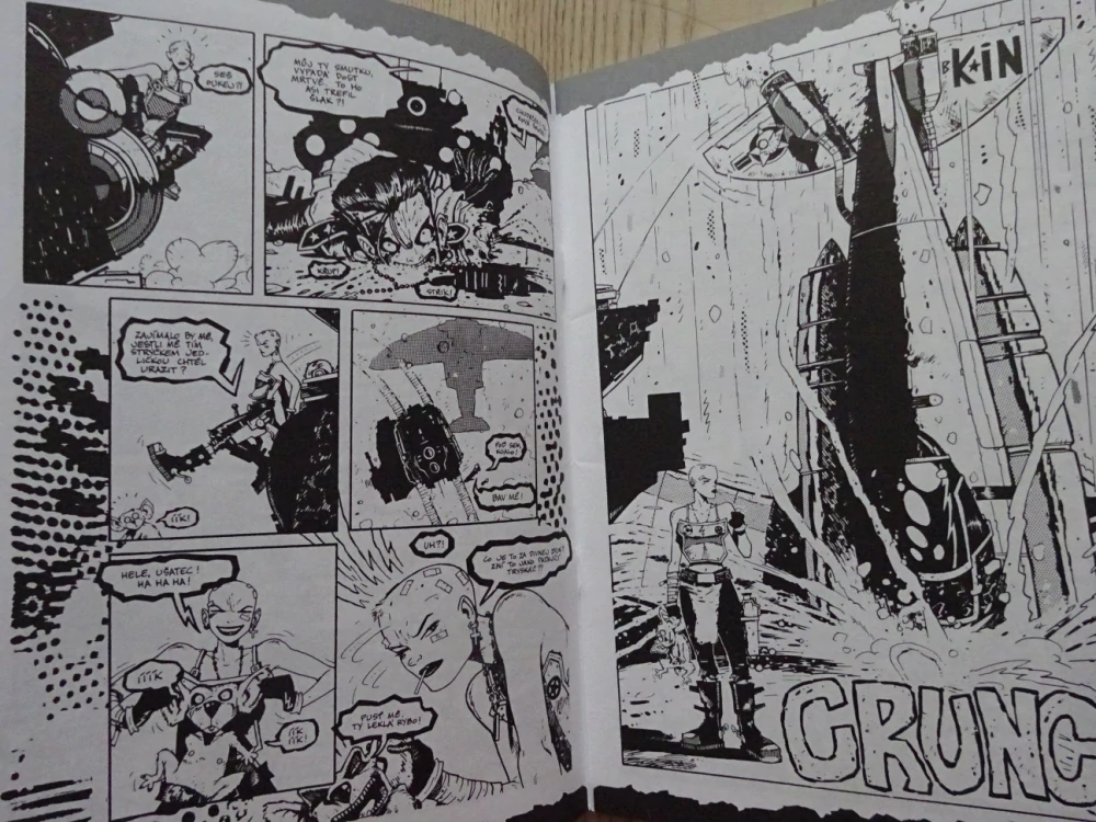 KOMIKS CREW, 6/97, SLÁINE, HELLBOY, BURTON A CYB, JOHNNY NEMO