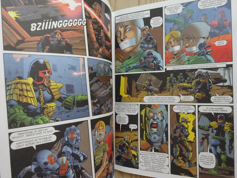KOMIKS CREW, 20/2002, HANS, JUDGE DREDD, FUTURE SHOCK, JASNĚ, ŽE JSEM...