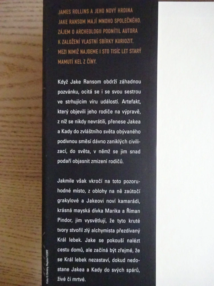 STÍN KRÁLE LEBEK, JAMES ROLLINS, **an