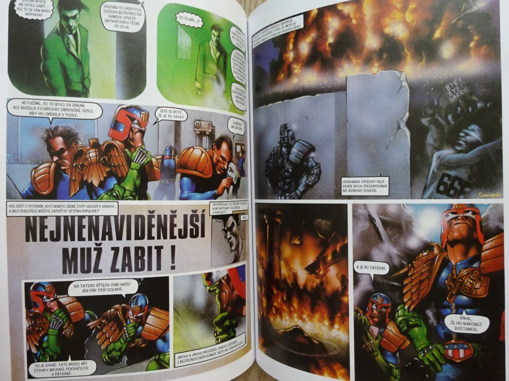KOMIKS CREW 2, 27/2010, SOUDCE DREDD, SLÁINE, SINISTER A DEXTER
